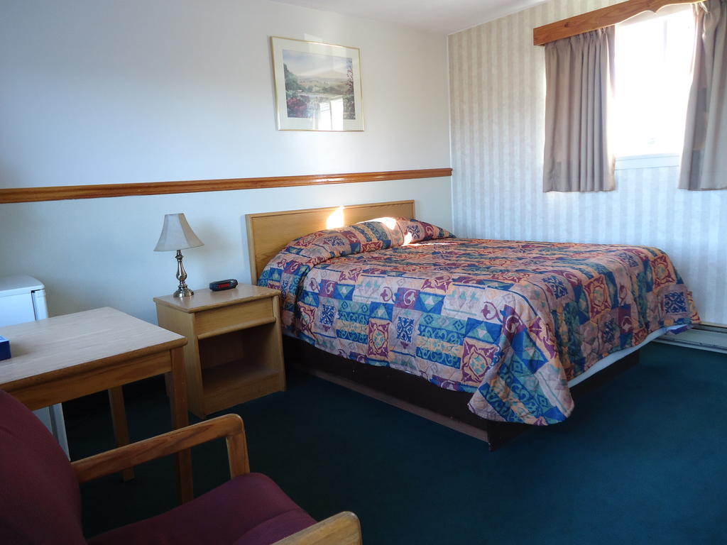 Kingsway Inn Thunder Bay Room photo