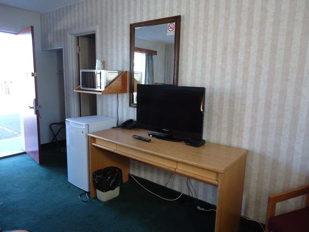 Kingsway Inn Thunder Bay Room photo